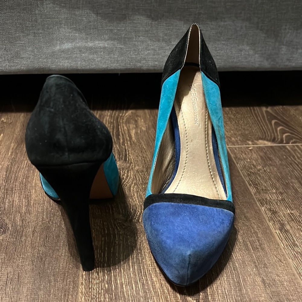 BCBG Pumps